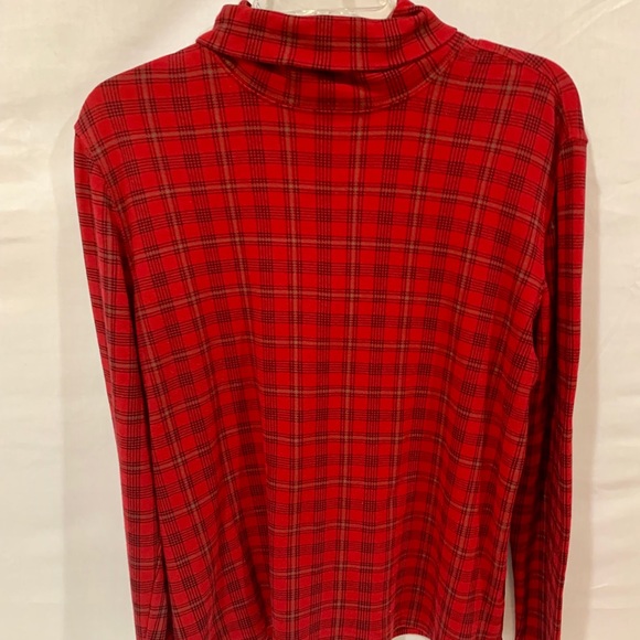 Top - Picture 2 of 2